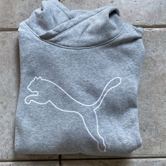 PUMA ladies sweatshirt, grey with puma logo outline - Picture 12 of 14